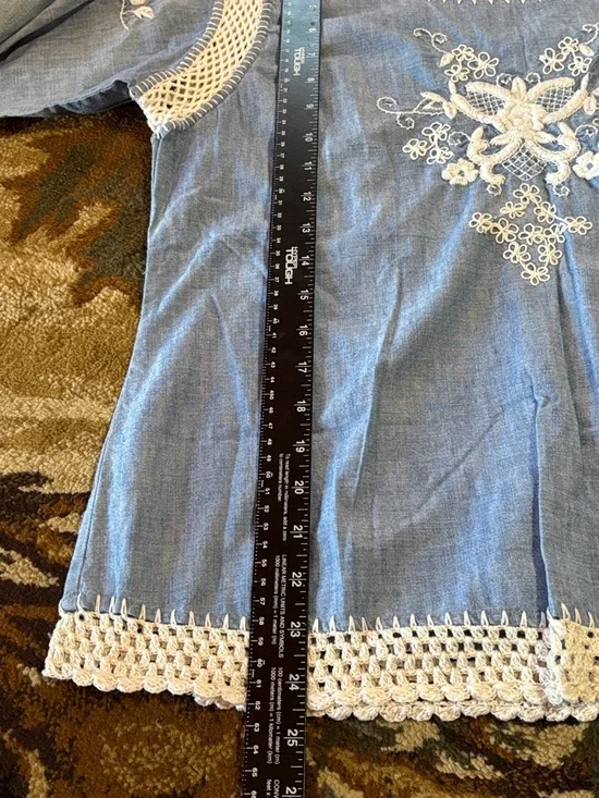 Lucky Brand Light Blue Embroidered Crochet-Trim Tunic - Picture 9 of 10
